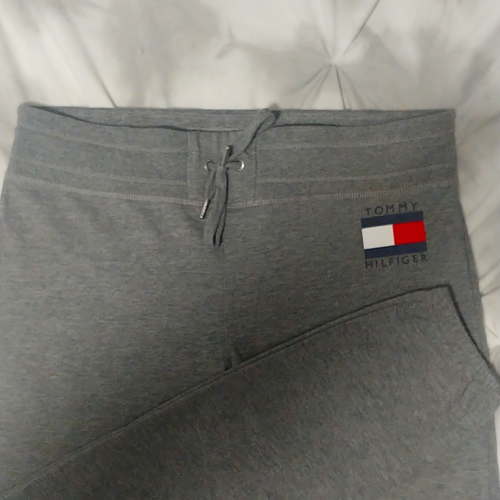Women's joggers